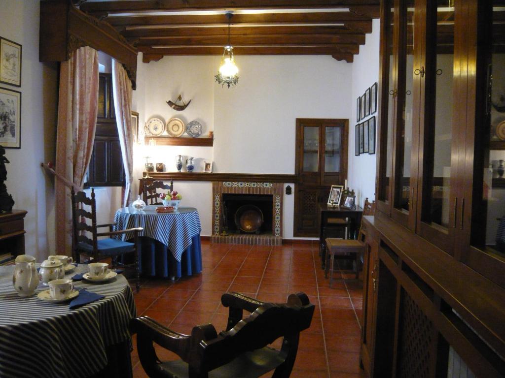 בית הארחה אל טובוסו 	Hospederia Casa De La Torre מראה חיצוני תמונה