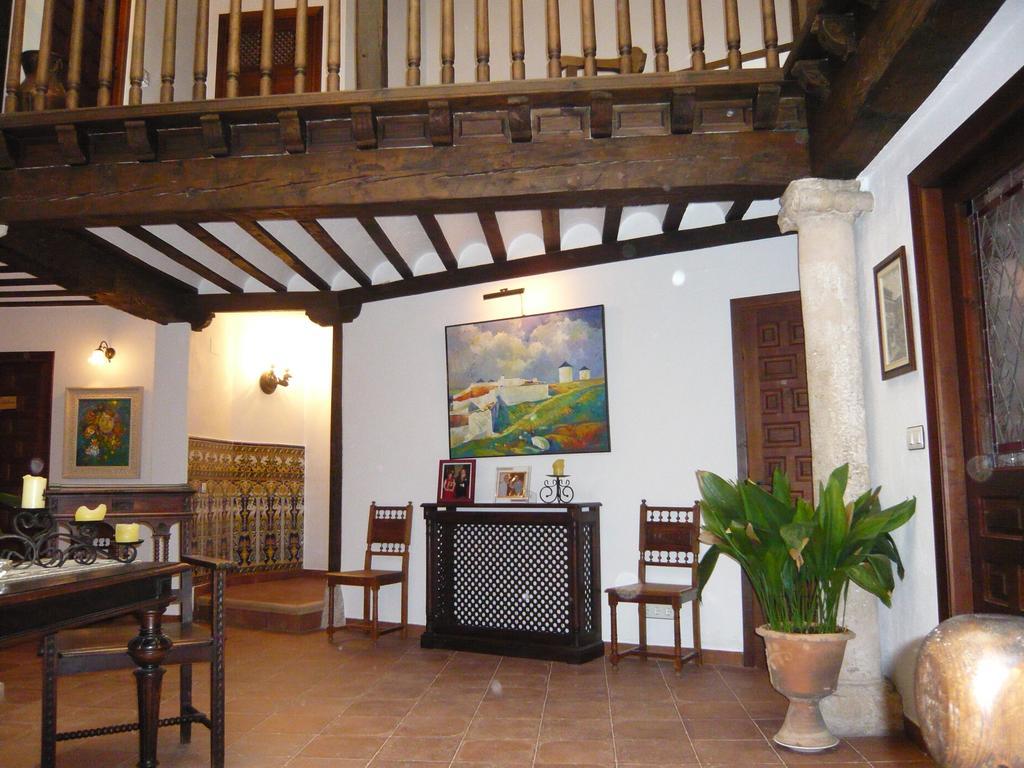 בית הארחה אל טובוסו 	Hospederia Casa De La Torre מראה חיצוני תמונה